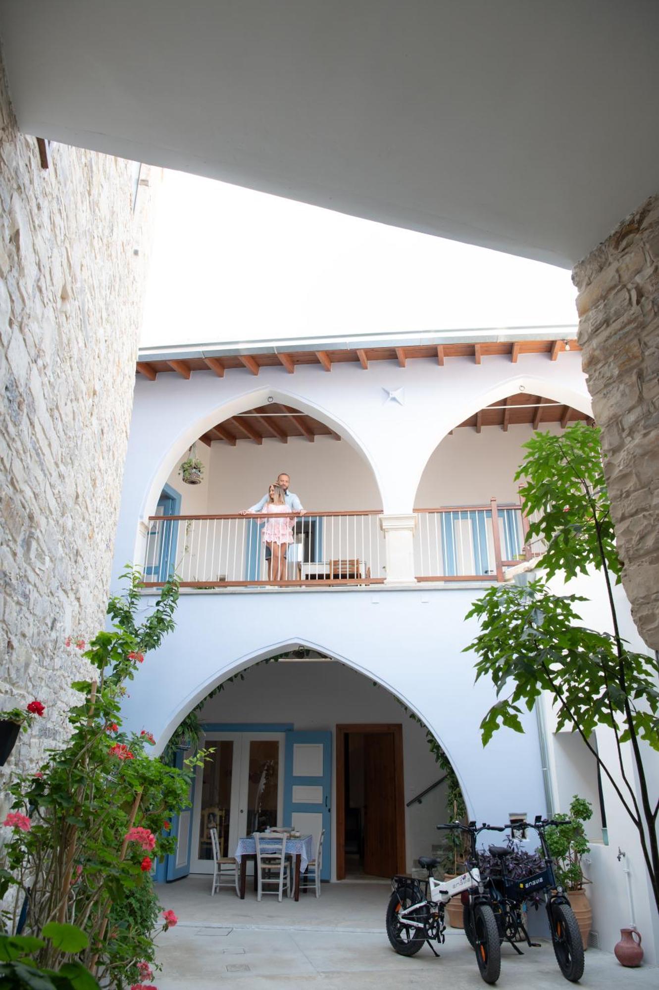7kamares Country house *